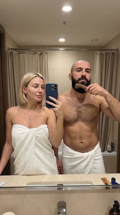 Morning Reflections: A Cozy Bathroom Selfie