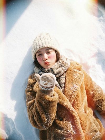 Charming Winter Portrait: A Vintage Film Aesthetic