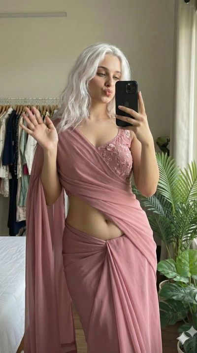 Chic Reflections: Modern Indian Elegance