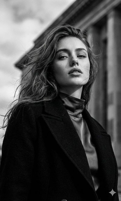 Striking Elegance: A Stunner in Monochrome