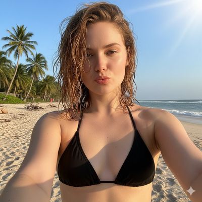Sun-Kissed Selfie: Tropical Charm Captured