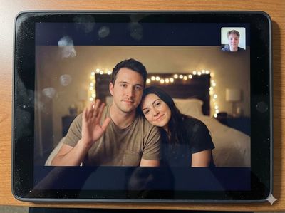 Capturing Connection: A Real-Life FaceTime Moment