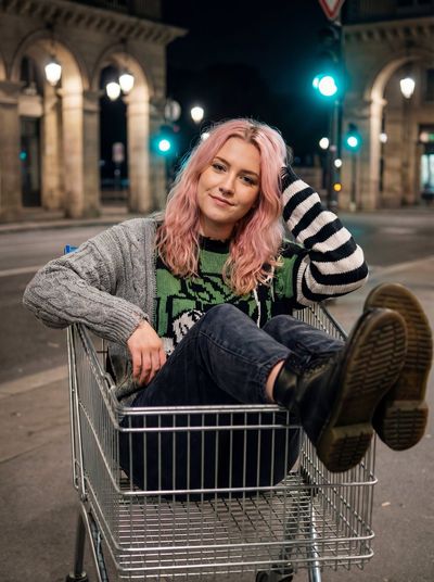 Urban Grunge: A Night in the Cart