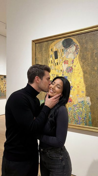 Golden Affection in a Gallery