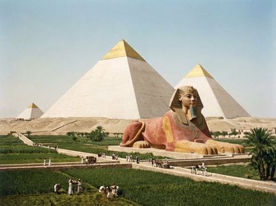 Ancient Wonders Reimagined: The Pyramids and Sphinx in Their Glory