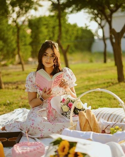 Golden Hour Bliss: A Perfect Picnic Escape