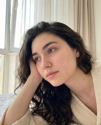 Chasing Light: A Cozy Moment with Gemini Nano Banana 3.0