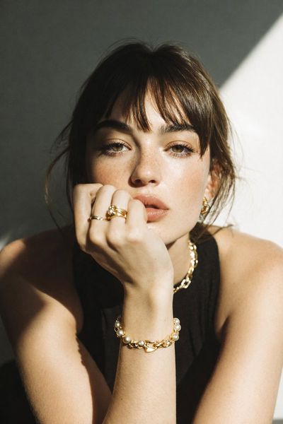 Golden Hour Beauty: A Portrait of Elegance