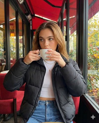 Quiet Reflections in a Cozy Café