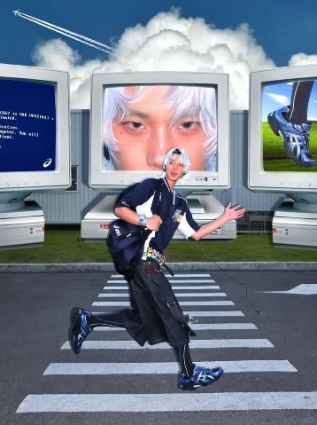 Old TV Overlay Y2K Street Creative Shot